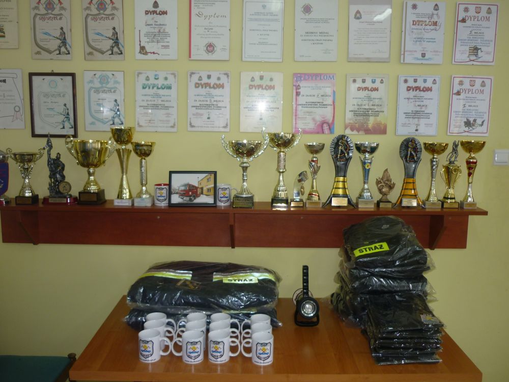 Nasze trofea, zakupy i prace.