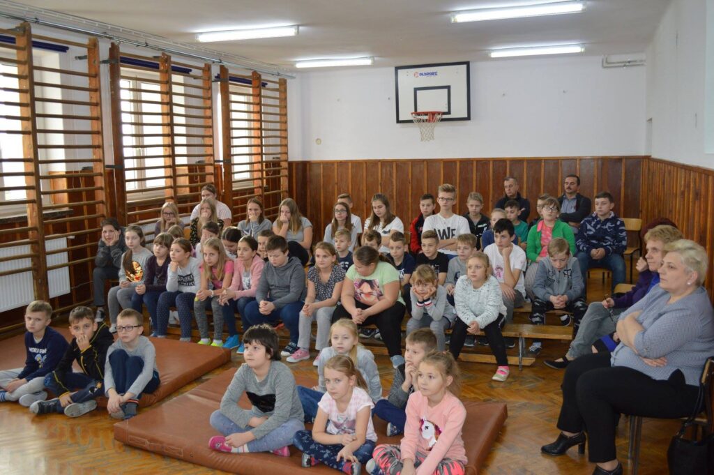 Odwiedziny strażaków w szkołach gminy Klukowo