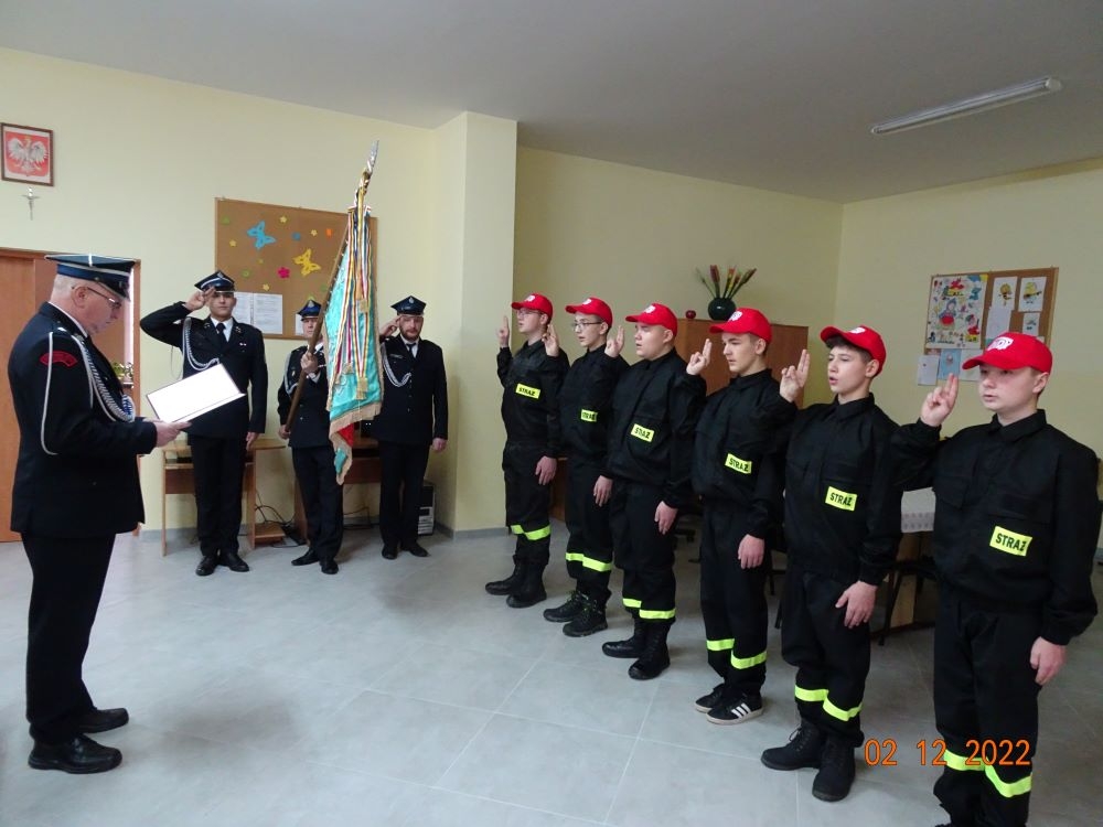 Ślubowanie Młodzieżowej Drużyny Pożarniczej
